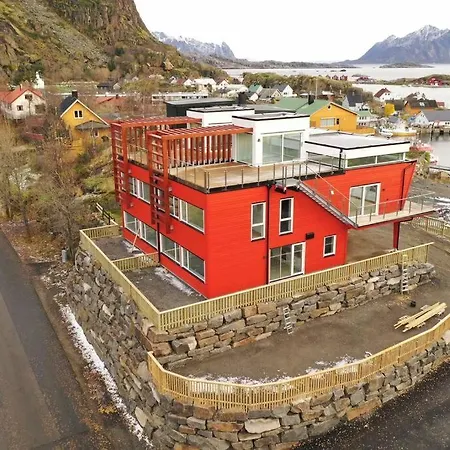 Leilighet Med Egen Uteplass Og Utsikt. Parkering.